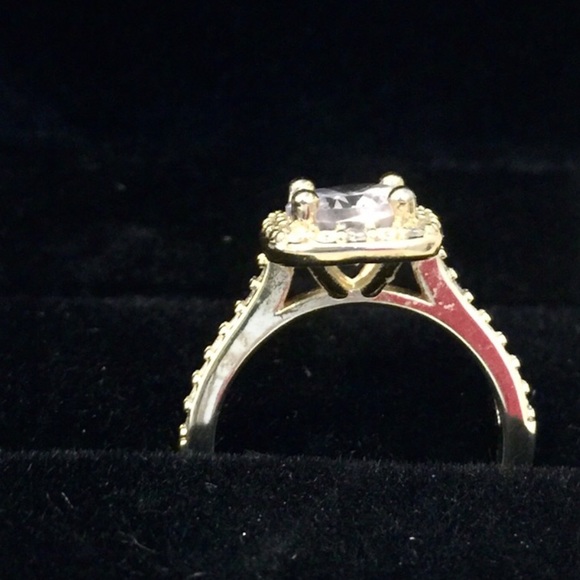 14CT Gold Halo 1.45CT Diamond Engagement Ring - Picture 7 of 8